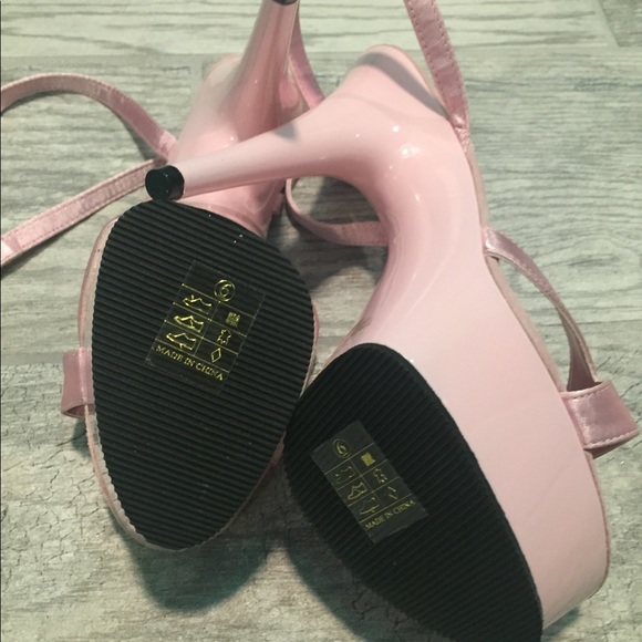 Super cute pink platform heels! - Picture 5 of 5